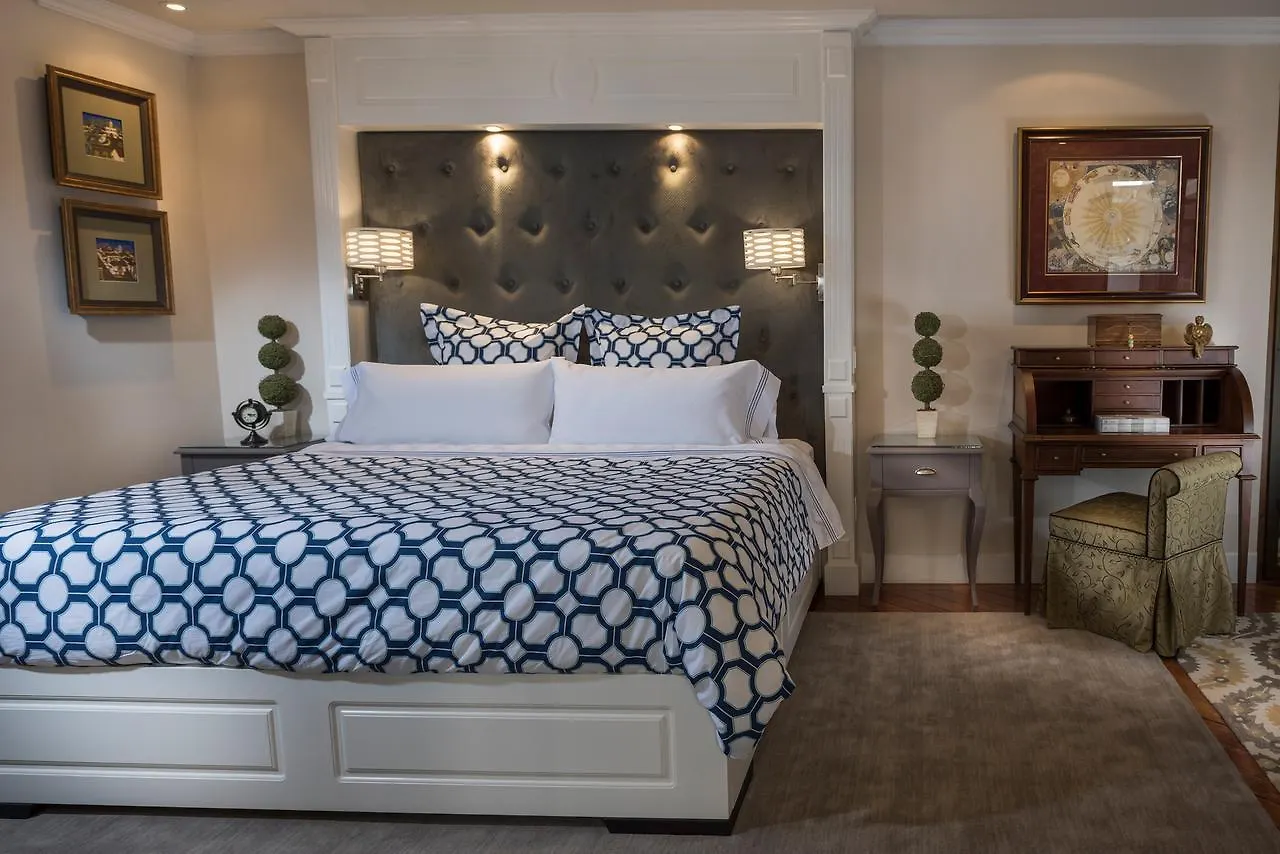 Villa Colonna Quito Bed & Breakfast